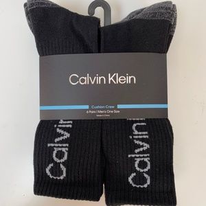 Calvin Klein Cushioned Ribbed Crew Socks 7-12 shoes